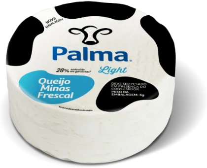 Peça redonda de Queijo Minas Frescal Palma light, embalada, com selo azul-claro